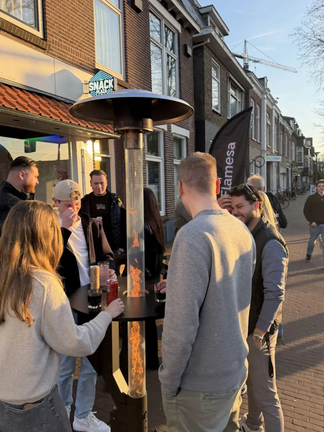 Design Pelletofen – Flamesa Solaro auf Terrasse